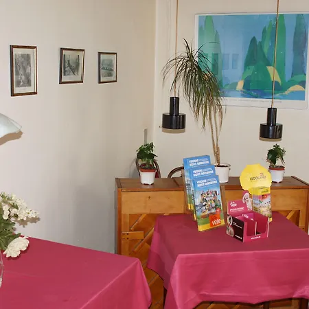 מלון Egtved Hotel 2*